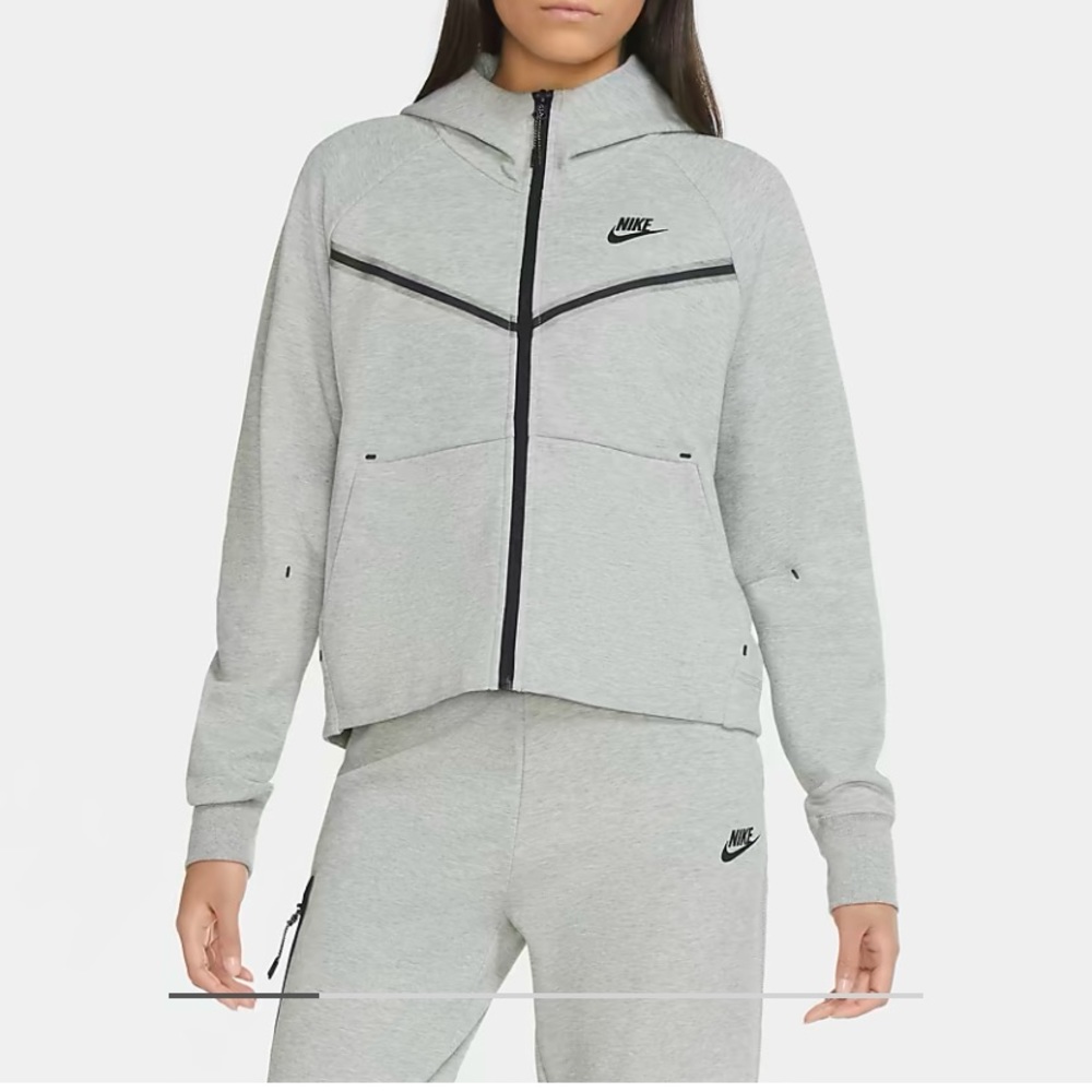 Nike sportswear tech fleece wind runner